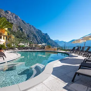 Cristina 3*, Limone sul Garda Itálie