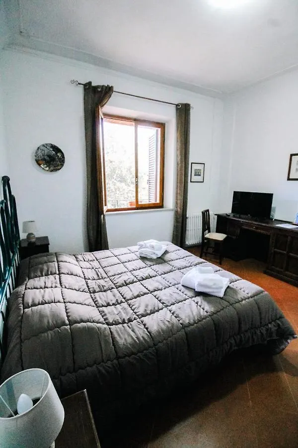 Panzió Villa Lilia By Let Siena Olaszország